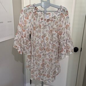 beachlunchlounge White Paisley Print Ruffle Sleeve Blouse